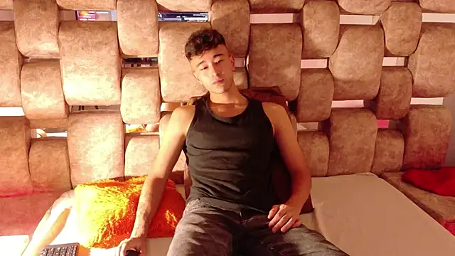 KathyAiden online show from March 2026 07:31:01 PM