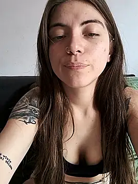 Snapshot of Ceciihot chatting on January 2026 04:00:02 PM Ceciihot online show from January 2026 04:00:02 PM