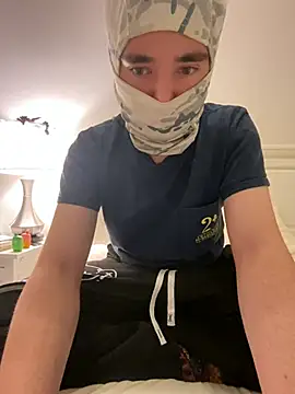 phantom898983 online show from April 2026 07:23:02 AM