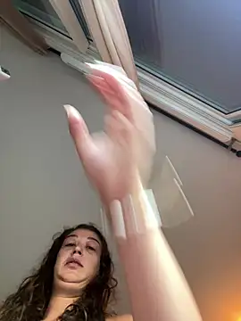 Deborahoff online show from June 2026 11:37:01 AM