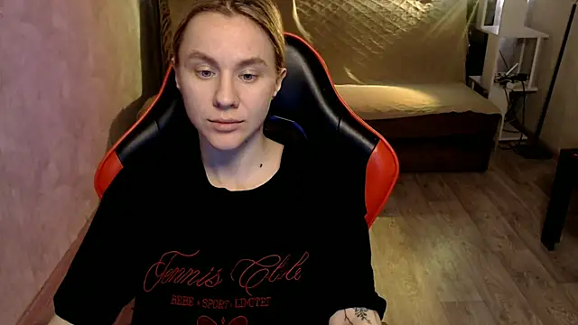 MiaBun1 online show from April 2026 02:25:01 PM