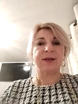 AhlyssaLove1155 online show from February 2026 03:52:02 PM