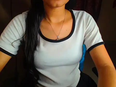 Snapshot of Sexy_Sanaya2 chatting on April 2026 05:30:01 PM Sexy Sanaya2 online show from April 2026 05:30:01 PM