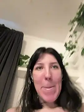 Nattasss online show from February 2026 12:17:01 PM