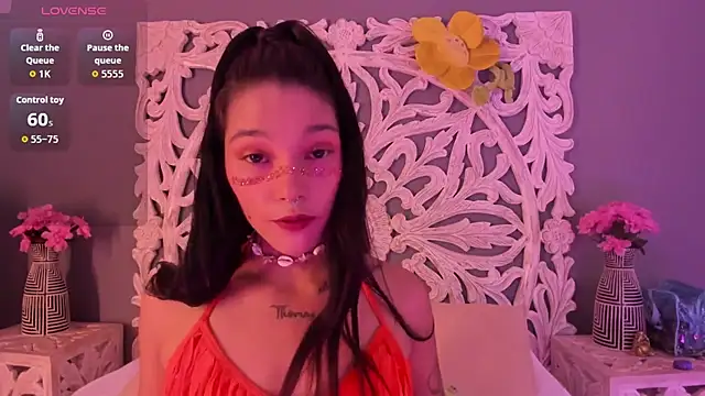 Snapshot of loraineblake chatting on January 2026 02:10:01 PM loraineblake online show from January 2026 02:10:01 PM