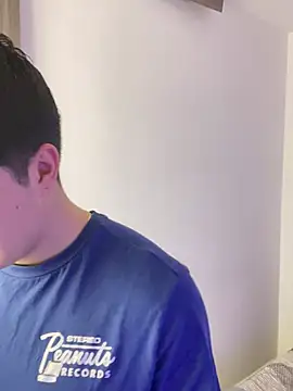 Goldenknight33 online show from January 2026 02:53:02 PM