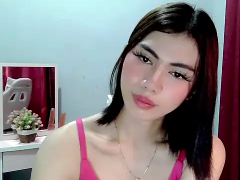 Ur hottestdella online show from February 2026 06:53:02 AM