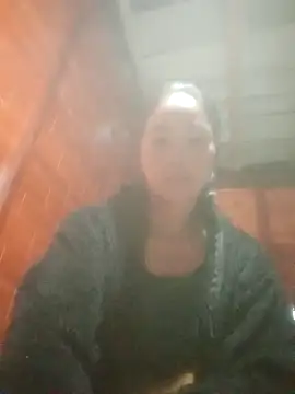 Amiluli online show from December 2025 09:20:01 PM