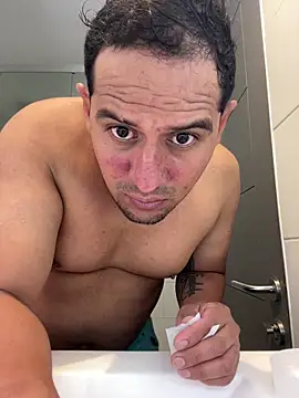 Snapshot of DarkOnebaki- chatting on March 2026 06:52:01 AM DarkOnebaki- online show from March 2026 06:52:01 AM