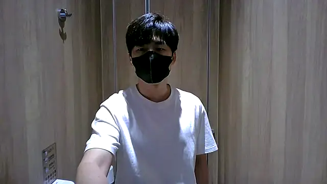 kimze7 online show from March 2026 06:17:01 AM