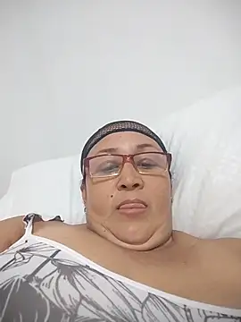 Nini Love  online show from March 2026 05:04:01 PM