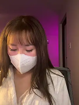 Miumeo20 online show from April 2026 05:21:01 PM