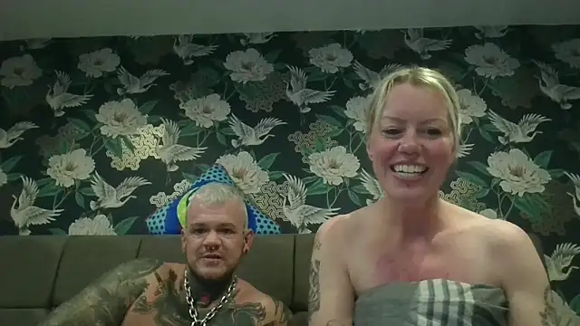 Snapshot of trans_man_and_his_dom chatting on February 2026 09:00:02 PM trans man and his dom online show from February 2026 09:00:02 PM
