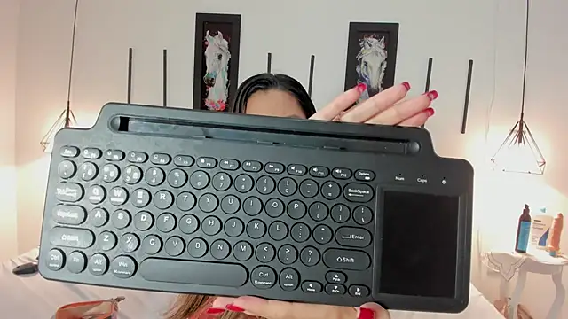 Carolina lX online show from January 2026 12:48:02 AM