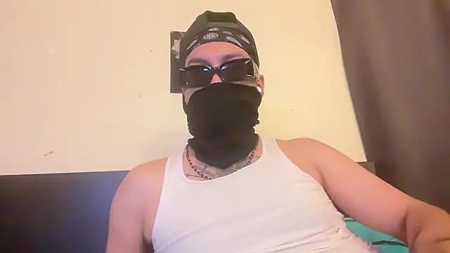 Snapshot of angelblanco chatting on May 2026 07:27:01 AM angelblanco online show from May 2026 07:27:01 AM
