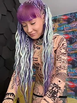 Tattoo  Moon online show from April 2026 12:01:01 AM