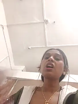 nehakapoor89 online show from January 2026 09:57:02 AM