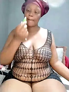 Snapshot of SexyAssQueenX chatting on May 2026 01:47:02 AM SexyAssQueenX online show from May 2026 01:47:02 AM