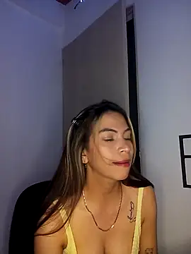 Evangeline Bonnet online show from April 2026 04:32:01 AM