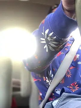 Snapshot of Ldnick69 chatting on February 2026 12:29:02 AM Ldnick69 online show from February 2026 12:29:02 AM