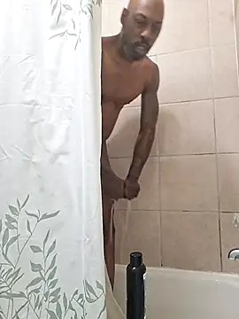 Snapshot of Rizzle9800 chatting on March 2026 06:02:01 PM Rizzle9800 online show from March 2026 06:02:01 PM