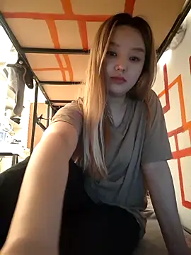 SherrylShaw online show from April 2026 12:42:01 PM