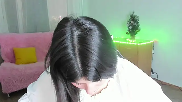 KisaModel online show from February 2026 01:20:02 AM