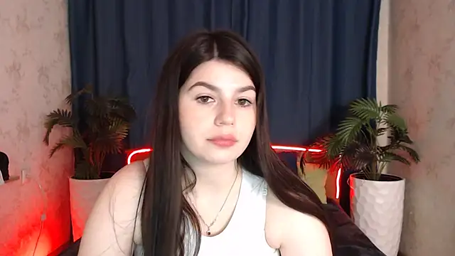 KisaModel online show from April 2026 06:47:02 AM