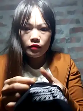 yana-zz online show from February 2026 06:50:01 PM