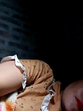 yana-zz online show from April 2026 09:53:02 PM