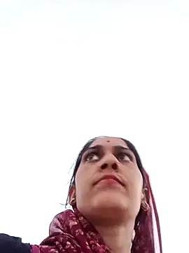 Snapshot of Chayna_singh chatting on May 2026 01:40:01 PM Chayna singh online show from May 2026 01:40:01 PM