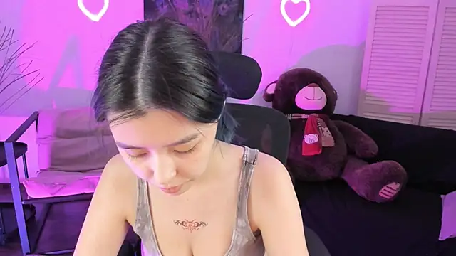 SirenMystiq online show from February 2026 07:32:01 PM