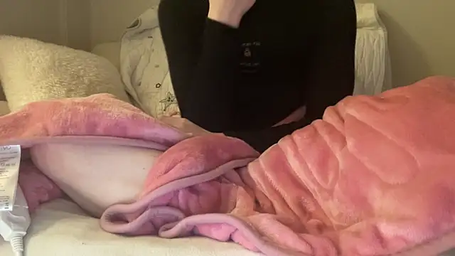 ijustturned18today online show from February 2026 05:06:02 PM