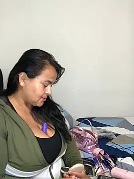 SayMarLuna online show from March 2026 12:17:02 AM