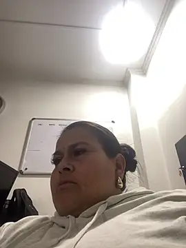 Snapshot of SayMarLuna chatting on July 2026 08:33:01 PM SayMarLuna online show from July 2026 08:33:01 PM