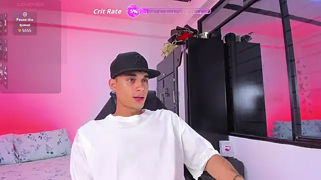 Snapshot of Michael_Jordan_zz chatting on January 2026 12:43:01 PM Michael Jordan zz online show from January 2026 12:43:01 PM