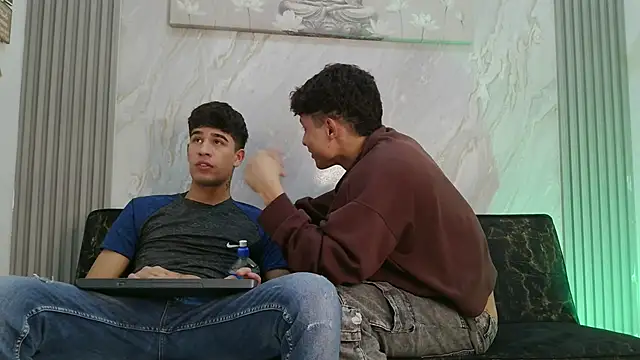 Snapshot of YOUNG_GUYS1 chatting on May 2026 07:37:02 AM YOUNG GUYS1 online show from May 2026 07:37:02 AM