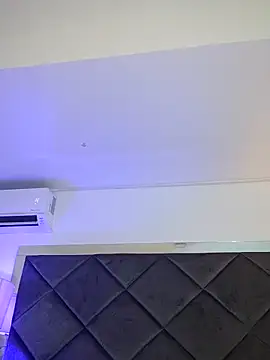 LunaaCurly online show from February 2026 07:22:01 PM