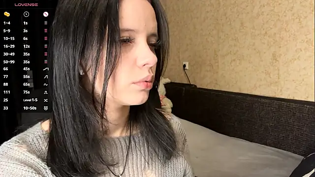 Eva blo0m online show from December 2025 02:58:02 PM