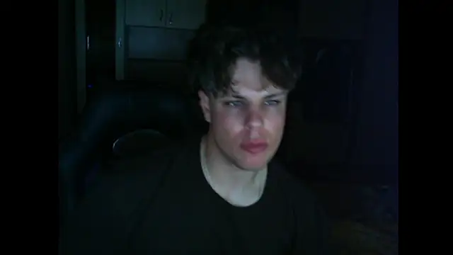 GymGuy0505 online show from June 2026 09:46:01 PM