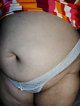 alexacurvy05 online show from February 2026 10:49:01 PM