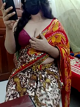 Snapshot of nosrat014 chatting on February 2026 05:19:01 PM nosrat014 online show from February 2026 05:19:01 PM