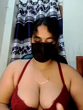 Snapshot of nosrat014 chatting on July 2026 02:33:01 PM nosrat014 online show from July 2026 02:33:01 PM