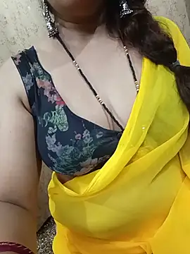 Snapshot of kusbu0077 chatting on June 2026 02:53:01 AM kusbu0077 online show from June 2026 02:53:01 AM