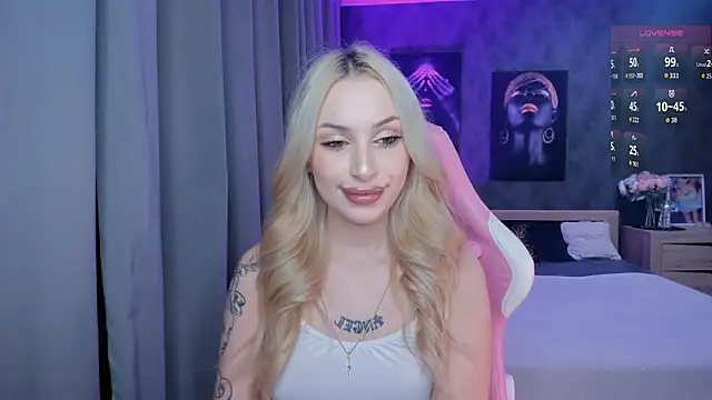 LanaMiracle online show from February 2026 04:10:01 AM