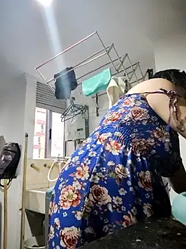 Divine Pouvoir online show from January 2026 11:59:02 AM