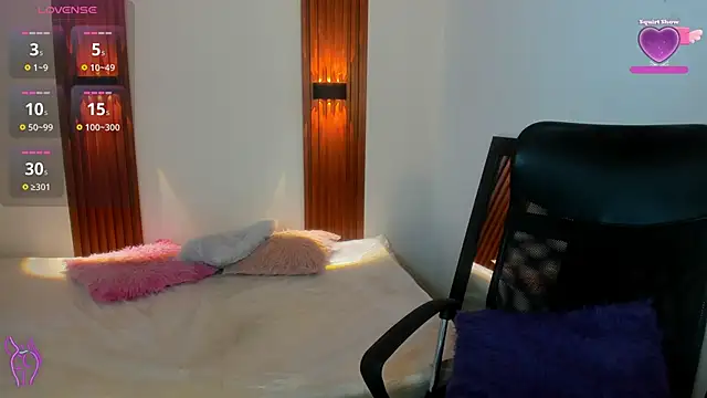 VivianOwen9 online show from January 2026 11:48:02 AM