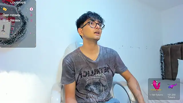 Archie 77 online show from December 2025 07:07:01 PM