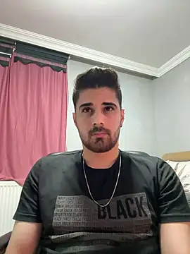 berke3424 online show from April 2026 10:45:01 PM