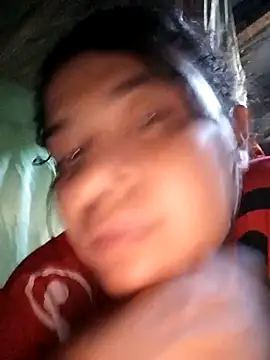 Rousse uwu online show from March 2026 11:05:02 PM